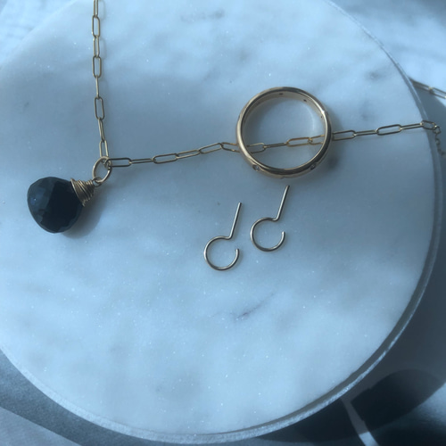 チャムチャム様冬色現品限り　薄雪色のピアス他14kgf チャムチャム様冬色現品限り 薄雪色のピアス他14kgf □特集掲載