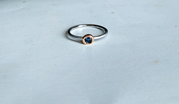 ベキリーブルーガーネット　k18 ピアス【鑑別書付き】 ベキリーブルーガーネット k18 ピアス【鑑別書付き】 ベキリーブルー