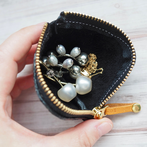 一点もの 手のひらサイズ 柔らかい革のL型ポーチ スエード SO-17