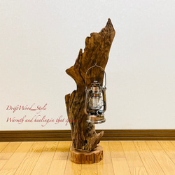 流木インテリア 芸術的な造形の流木スタンド ランタンやエアプラントを飾れる置物 北欧 照明 木材 癒し N19 3枚目の画像