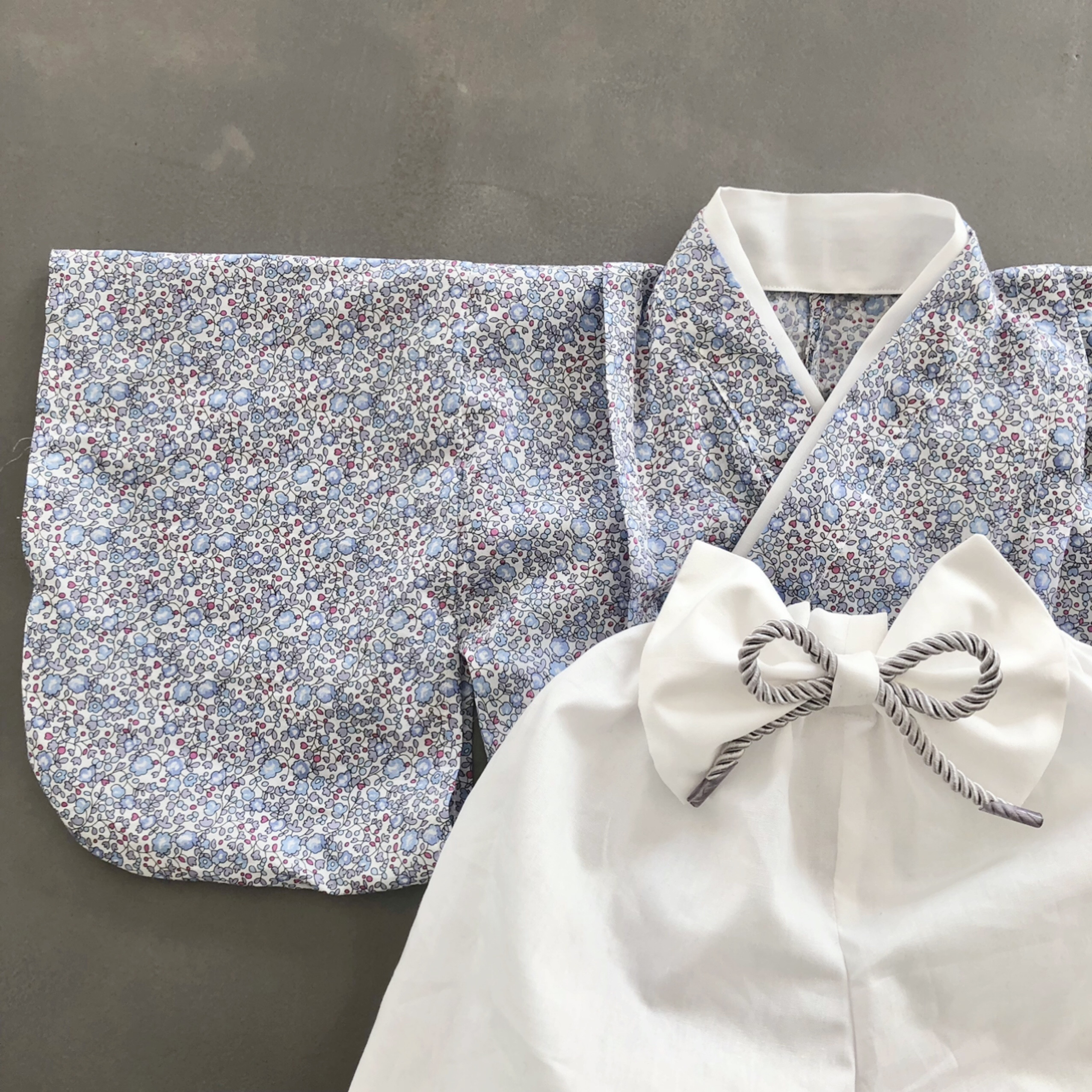 ベビー袴(60-70) リバティ　Liberty&フレンチコットン　お食い始め　初節句　100日