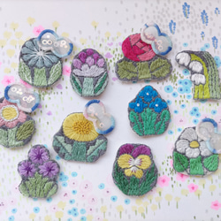選べる✿刺繍のお花アクセサリー　Aセット 4枚目の画像