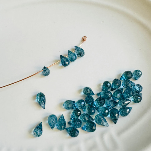 天然 ロンドンブルートパーズ ドロップビーズ 4石 天然石 その他