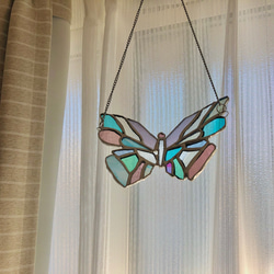 ステンドグラス　蝶々　サンキャッチャー 1枚目の画像