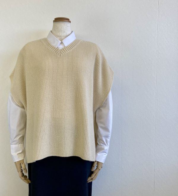 重ね着コーデ　片畦オーバーサイズ　ニットベスト　【アイボリー】