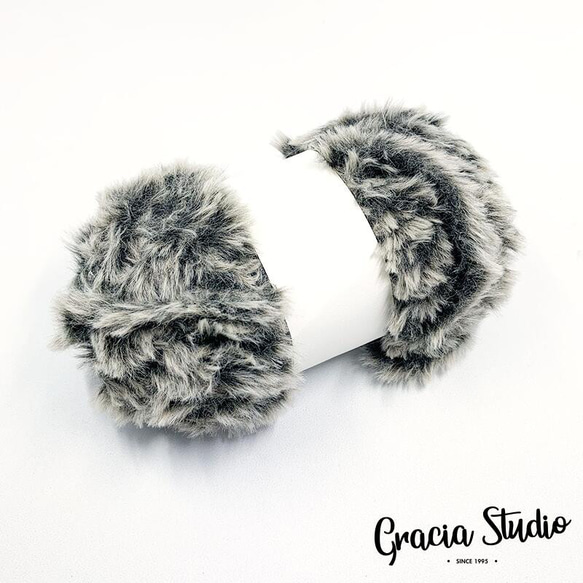 ふわふわファーヤーン　50g　約30m　17グレーミックス2 1枚目の画像