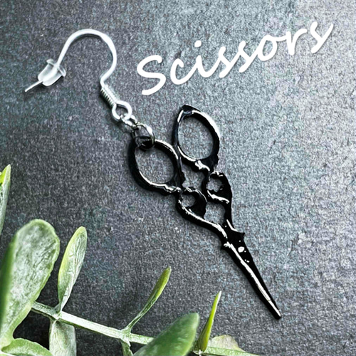 ハサミ ピアス／イヤリング】はさみ 鋏 シザー Scissors 文具 個性的