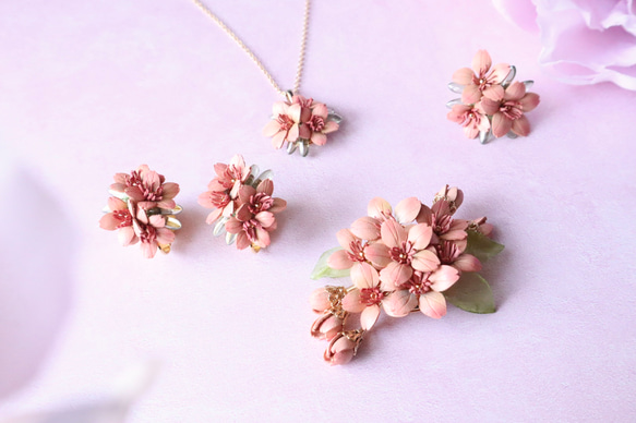 桜* 革花スタッドピアス･イヤリング/ピンク/春レザーアクセサリー*卒業式入学式･ハレの日･プレゼント･ギフト/2024 12枚目の画像