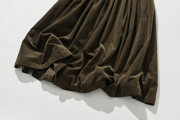 秋冬燈芯絨半身裙，褶皺半身裙，有襯裡，咖啡色 231215-1 第5張的照片
