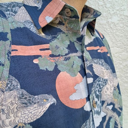 長袖和柄シャツ（夕日に松と鷹） 4枚目の画像