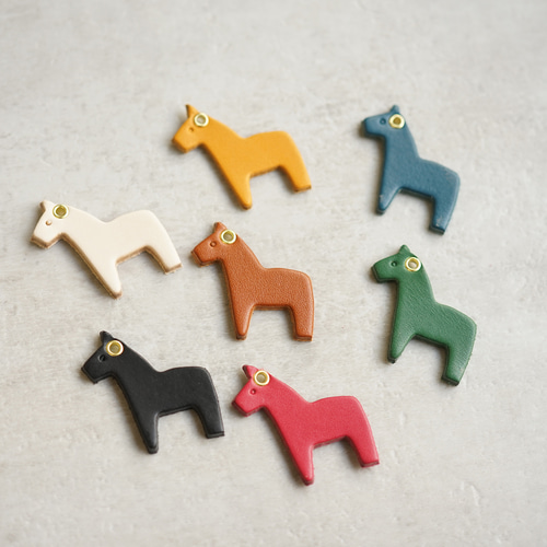 本革 チャーム 【うま】 キーリング キーホルダー 北欧 ダーナラホース