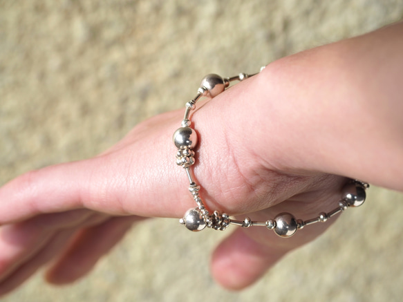 Silver bracelet 'ball design' 5枚目の画像