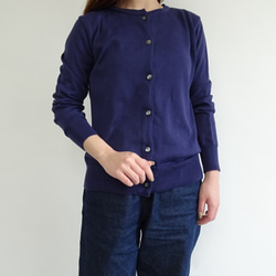 3色【日本製】圓領開襟衫&lt;紫羅蘭色、棕色、黑色&gt; 第2張的照片