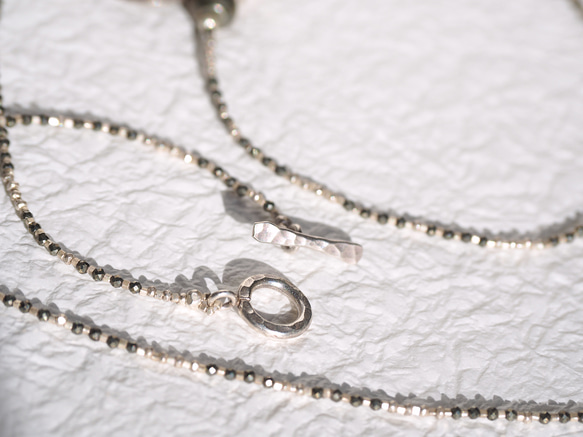 Old silver charm 'silver・pyrite' long necklace 4枚目の画像