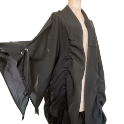 ドレープ際立つ 変型 着物ガウン 裾袖クシュ 絽  着物リメイク 和柄男女兼用 フリーサイズ B5123 14枚目の画像