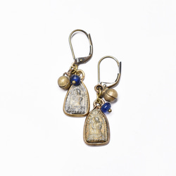 Prakluang 和藍色古董珠、民族鐘形耳環 第3張的照片