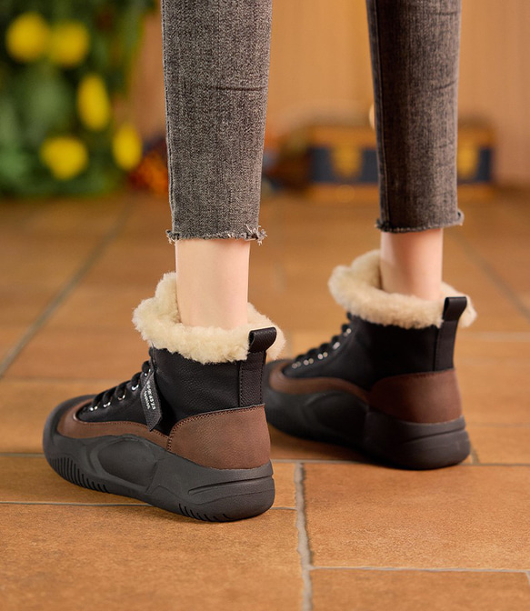 冬の新品・本革の雪上ブーツは、ベルベットの綿靴の厚底を厚くして短靴を暖かくする 2カラー  W107 15枚目の画像