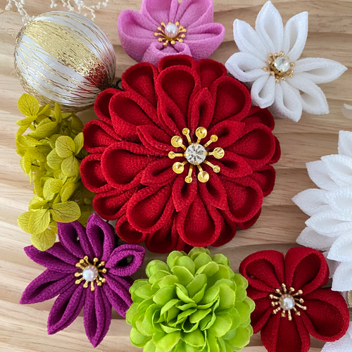 つまみ細工髪飾り 和装髪飾り 成人式 卒業式 結婚式 ヘッドドレス