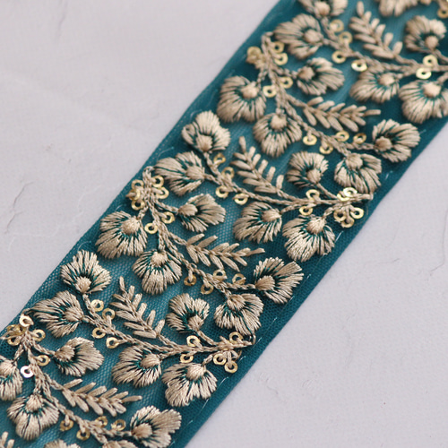 インド刺繍リボン 1ロール 素晴らし 