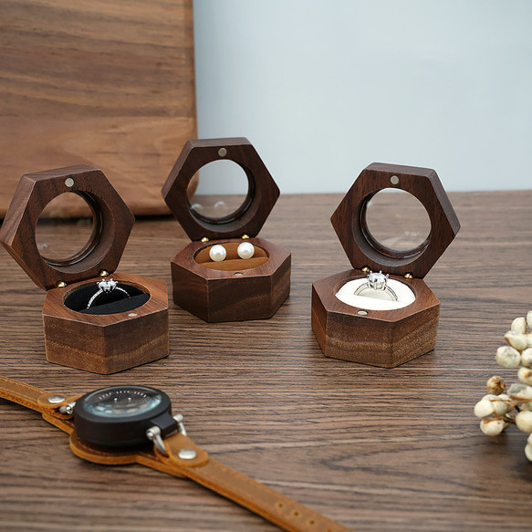 木製指輪ケース リング収納 アクセサリー什器 六角形デザイン 透け感 結婚式 記念日 プロポーズ ブチギフト 3枚目の画像
