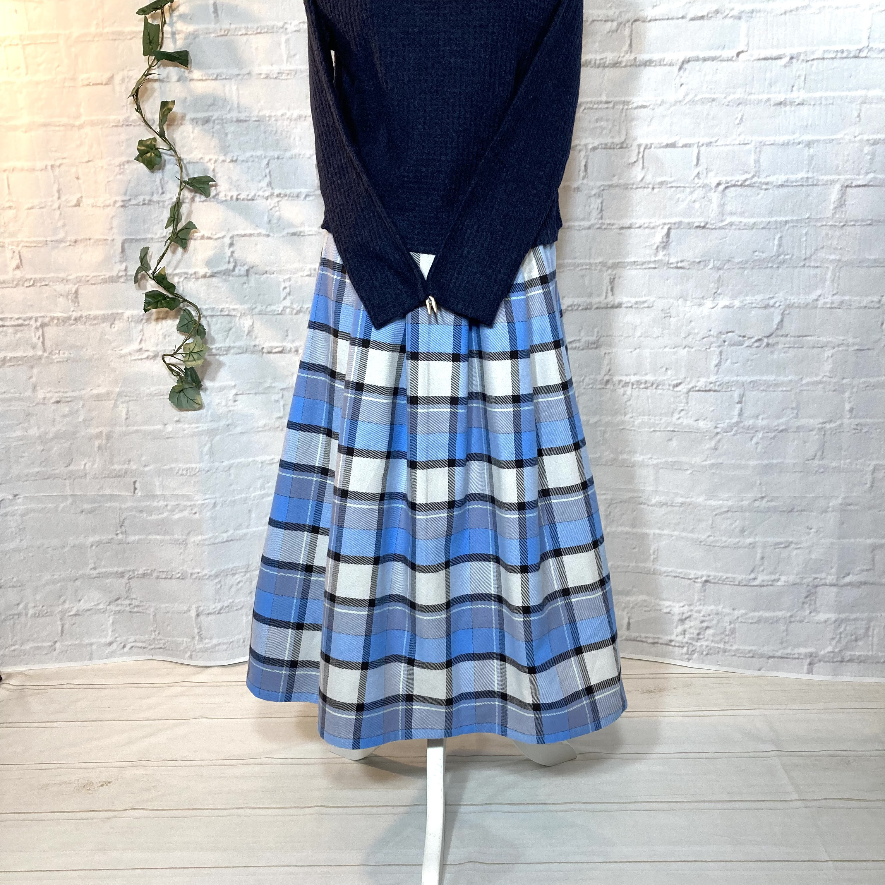 微起毛ツイル•ライトブルー系チェックのタック＆ギャザースカートby彩苺[Ｍ2333]