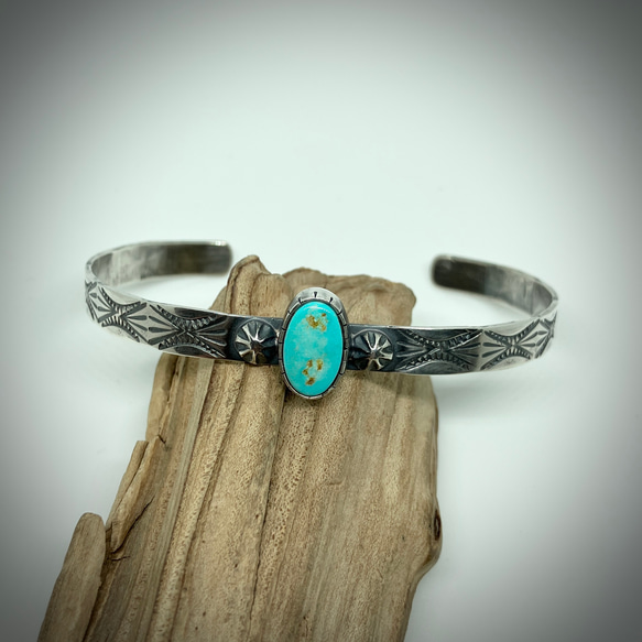 【希少】オールドナバホ族　90年代　シルバーバングル　ロイストンターコイズ 希少】オールドナバホ族 90年代 シルバーバングル ロイストン