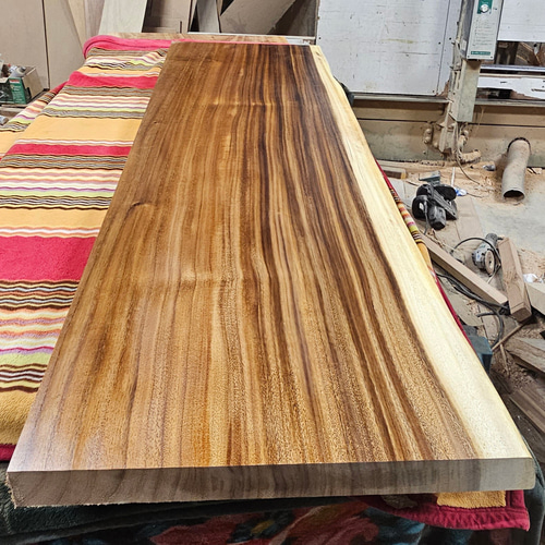 カウンター モンキーポッド 一枚板 高級