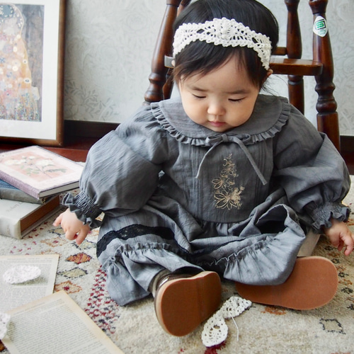 不思議の国のアリス 】絵本ワンピース / チャコールグレー  