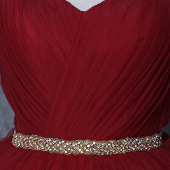 ウエディングドレス  赤  キラキラグリッターチュール  ベルト  派手な  披露宴 カラードレス 9枚目の画像