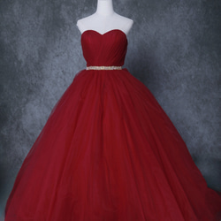 ウエディングドレス  赤  キラキラグリッターチュール  ベルト  派手な  披露宴 カラードレス 1枚目の画像