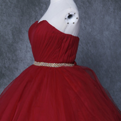 ウエディングドレス  赤  キラキラグリッターチュール  ベルト  派手な  披露宴 カラードレス 6枚目の画像