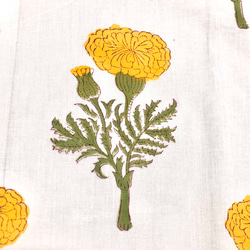 【50cm單位】白黃花大圖案印度手工塊印花布料棉質 第2張的照片