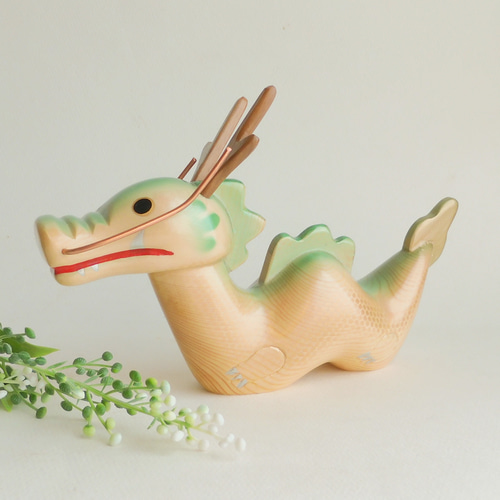置物 Mmk 辰 / Wooden dragon その他置物 工房西岡 通販 17056206｜Creema(クリーマ)