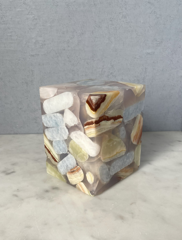 大理石×樹脂　オブジェ 2枚目の画像