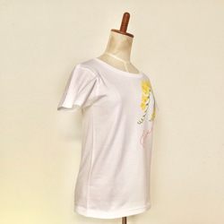 【受注生産】型染Tシャツ　2月誕生花フリージア 7枚目の画像