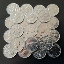 エリザベス女王の幸せのシックスペンス イギリス 25枚セットラッキー6ペンス   1954~1967本物古銭英国コイン 1枚目の画像