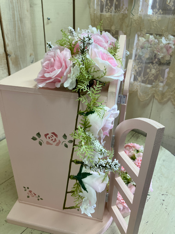 コンパクト仏壇　ミニ仏壇　教会みたいなペット仏壇　カッティング薔薇ロマンティックバージョン６寸　とびきり可愛いお仏壇 人気・おすすめ｜使いやすい・旅行におすすめ 品質保証 全国発送 在庫限り