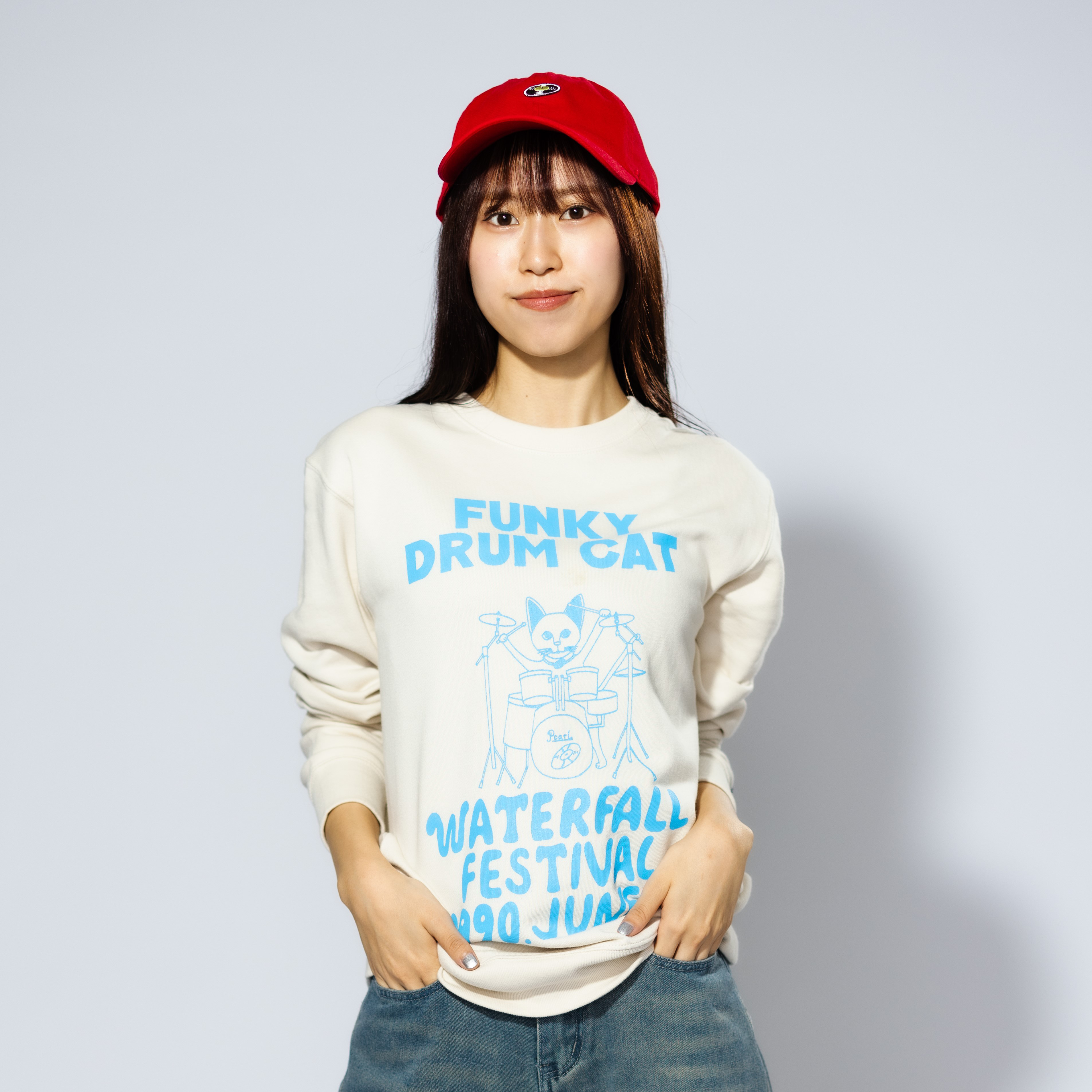 「猫ドラム」レコードワッペン猫ツアースウェット  ベージュ　Mサイズ　WATERFALL