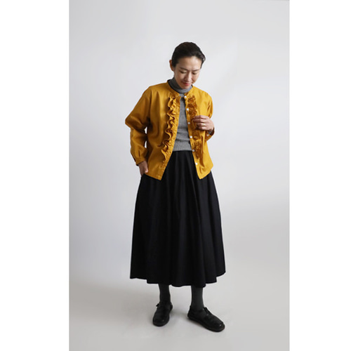 最終ＳＡＬＥ　ギマ擬麻コットン　バンドカラー　花びらフリル　シャツ　ブラウス　羽織り　ゆったり　モスグリーン　B96 最終SALE 上質ギマ擬麻コットン 花びらフリル シャツ