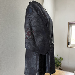 大島紬　作務衣　上衣　着物リメイク　再生　現品限り　男女兼用　古典華家紋模様 2枚目の画像
