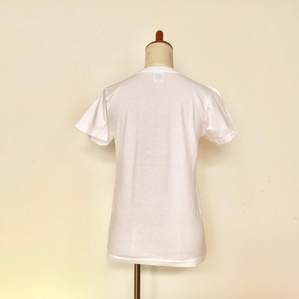 【受注生産】型染Tシャツ　3月誕生花チューリップ 4枚目の画像