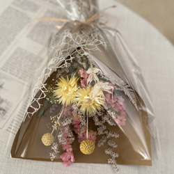 ◆送料込◆ドライフラワーミニスワッグ　ドライフラワーミニブーケ　花束　ギフト　誕生日　母の日フラワー2024 1枚目の画像