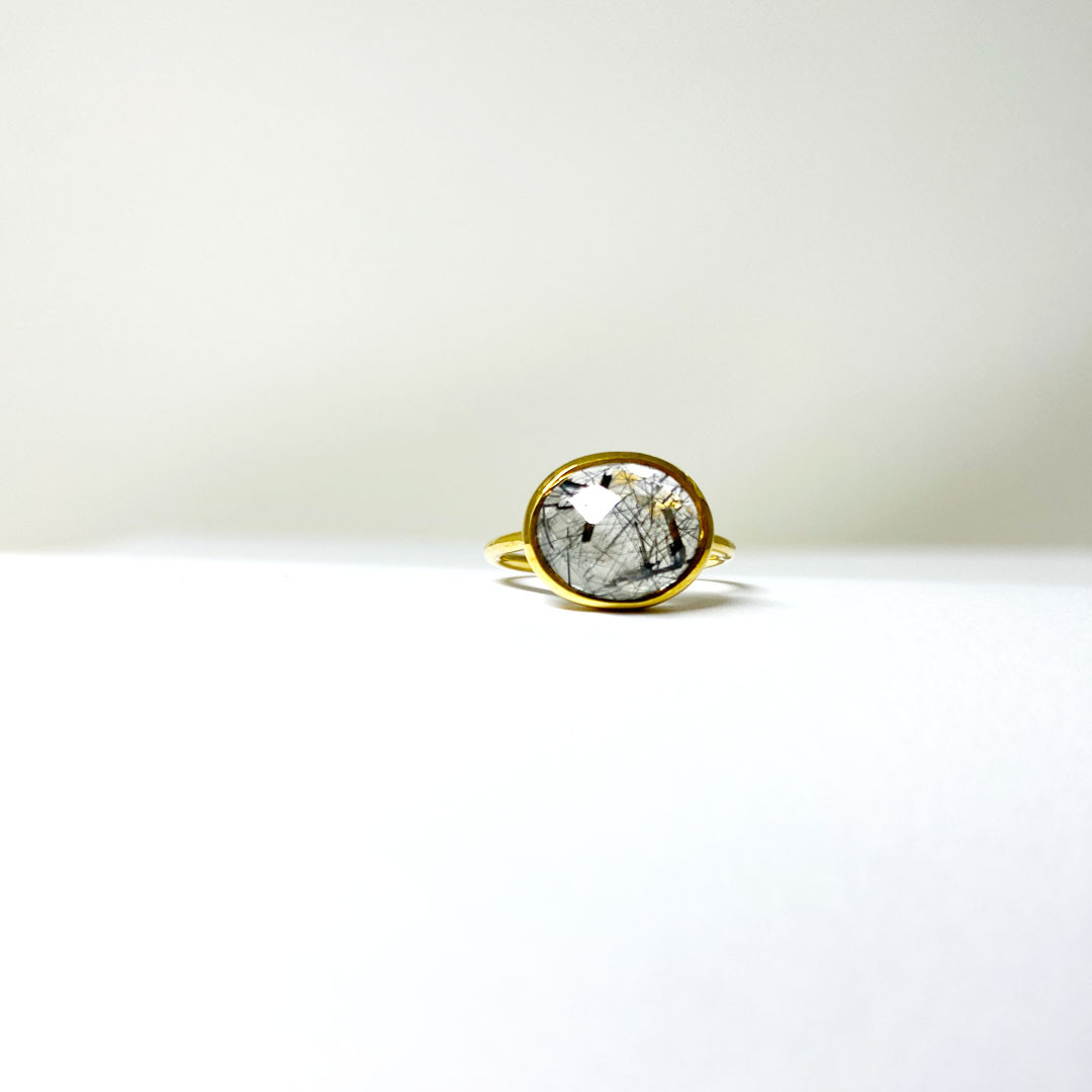 一点限定品：トルマリネーテッドクォーツリング　ファセットカット