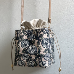 ⚮̈ミナペルホネン rosy pink beige ネリオバッグ あおり巾着