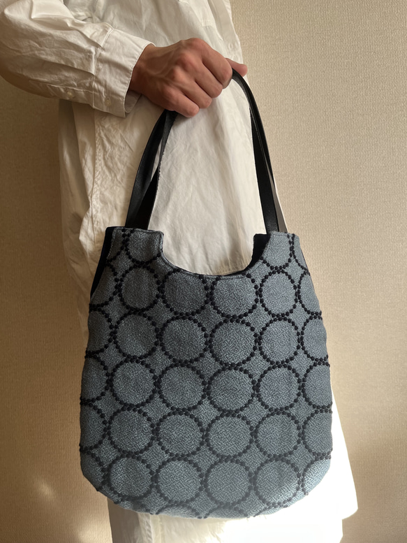 ミナペルホネン tambourine しずくバッグLサイズblue✖️navy トート