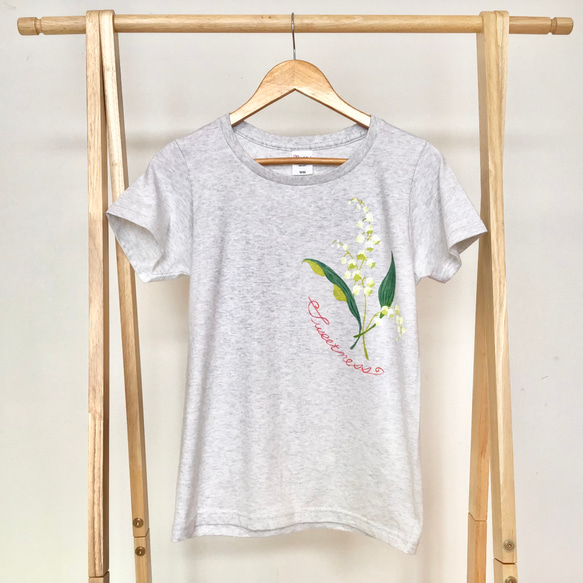 【受注生産】型染Tシャツ　5月誕生花スズラン 3枚目の画像
