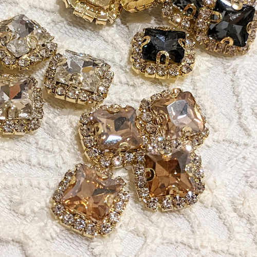 スクエア ラインストーン ビジュー シャンパンゴールド 13㍉ 4個