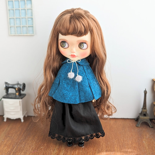 140.※ブライスアウトフィット※1/6ドール※冬服※黒のウール素材のポンチョ 1030※ブライスアウトフィット※1/6ドール※冬服※青のネル素材の