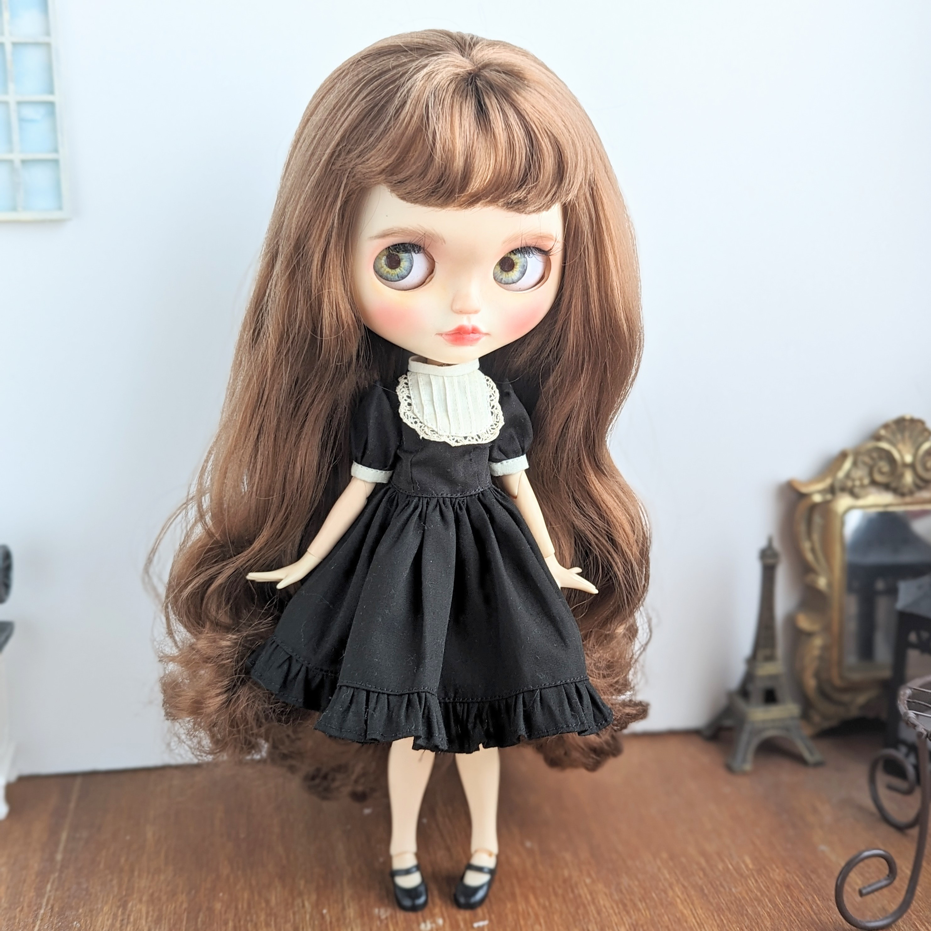 243.※ブライスアウトフィット※黒の花柄※クラシカルワンピース 243.※ブライスアウトフィット※黒の花柄※クラシカルワンピース 243