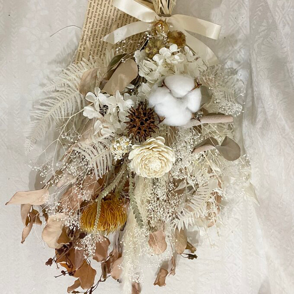 ホワイト系ナチュラルスワッグ5（英字新聞を添えて） ドライフラワー  